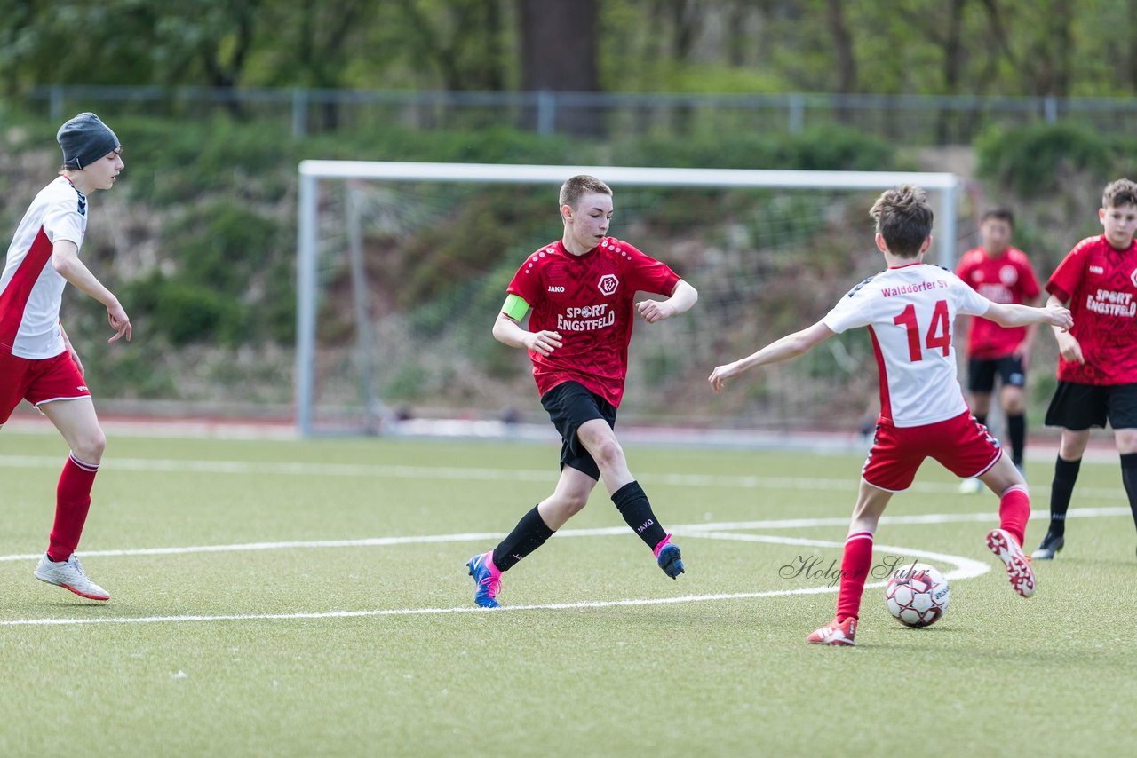 Bild 133 - mCJ Walddoerfer 2 - Farmsen 2 : Ergebnis: 3:1